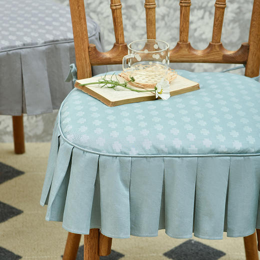 瑞士十字系列素色百褶棉质椅垫 商品图3