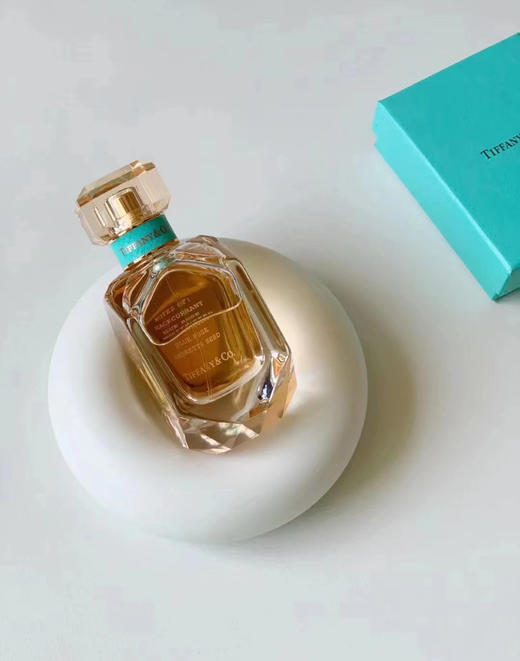 【白富美系列，玫瑰金限量礼盒】Tiffany & Rose Gold Eau De Parfum，同名香水75ml➕5ml随身装➕75ml身体乳 商品图4