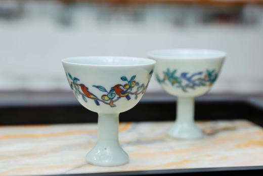 成化斗彩花鸟高足杯 商品图1