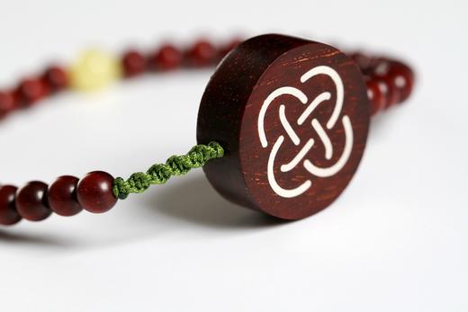 XYZT0277°小叶紫檀如意结圆牌4mmx30粒 商品图2