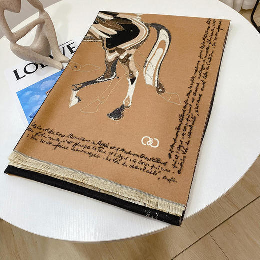 C&C2021款时尚轻奢立体纹理质感羊羔绒围巾 商品图3