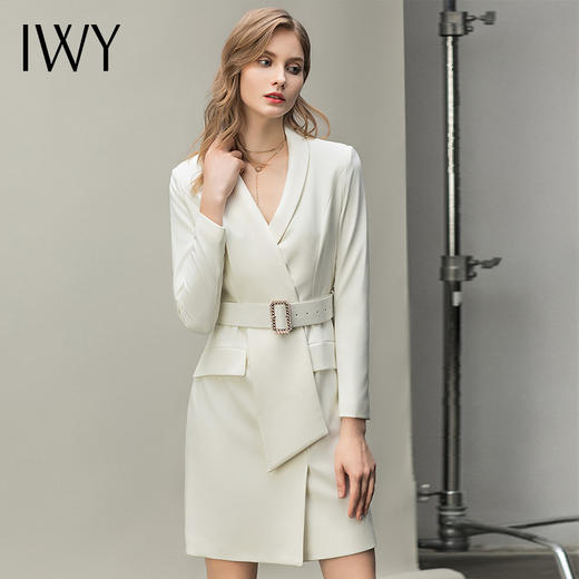IWY/白色西装正装连衣裙秋冬工作服气质女神范名媛高端主持人职业套裙Q11112白 商品图0