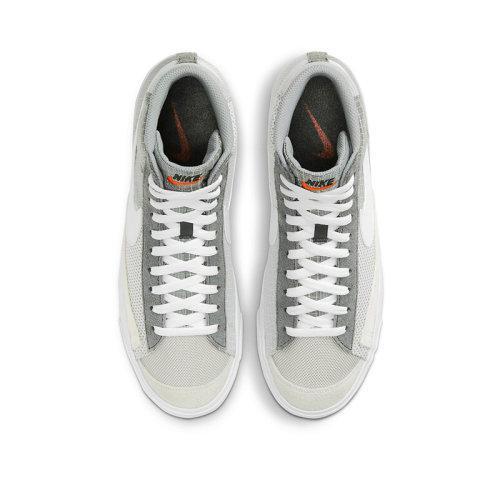 Nike/耐克 21春夏 BLAZER MID '77 男款 烟灰色 格纹  中帮  运动 休闲 板鞋DD1162-001 商品图3