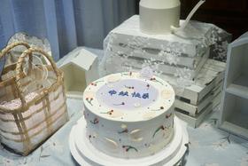 ins简约节日蛋糕