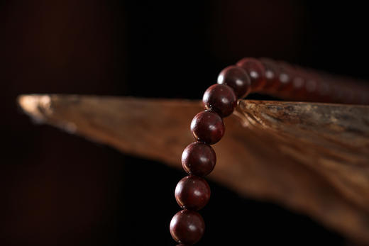 XYZT0184°金星紫檀手工挂件+自在平安牌8mmx42粒 商品图1