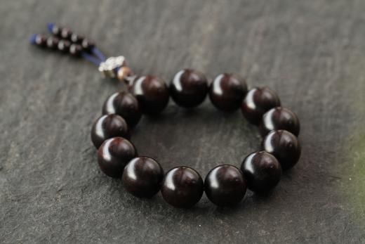 XYZT0030°金星高密紫檀（搭925银中国结）1.8cmx13粒 商品图1