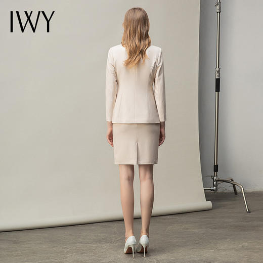 IWY/高端职业半裙气质女神范时尚杏色长袖西装套装秋冬小香风名媛正装CS10407米白 商品图3