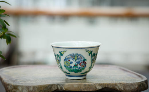 三鼎 非遗斗彩团花蝶杯 商品图2