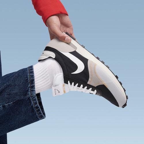Nike/耐克 21年春夏 男款 Daybreak-Type 华夫 复古 运动 休闲 跑步鞋 CU1756-001 商品图1