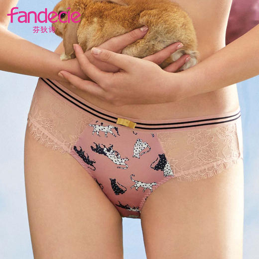 芬狄诗薄款蕾丝性感提臀舒适透气中腰三角裤F200267 商品图0