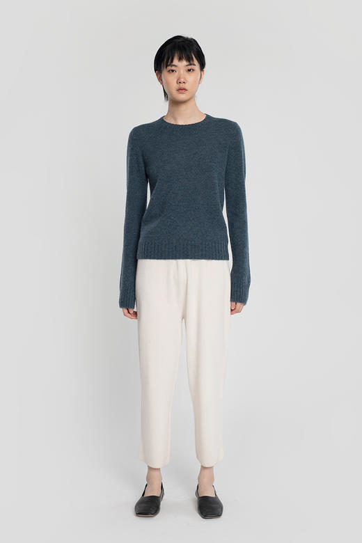 女士2021新款纯山羊绒冬稀针圆领长袖套头衫 商品图0