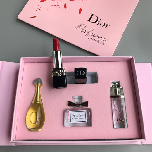 【DIOR/迪奥 Q版香水+口红礼盒】迪奥甜心爱恋礼盒套装，一缕幽香，甜蜜清新，优雅绵长甜蜜清新， 商品图1