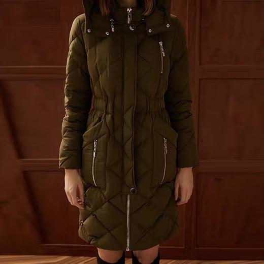 军绿色收腰长羽绒服外套 商品图2