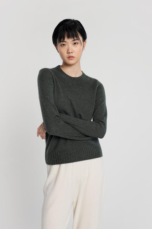 女士2021新款纯山羊绒冬稀针圆领长袖套头衫 商品图1