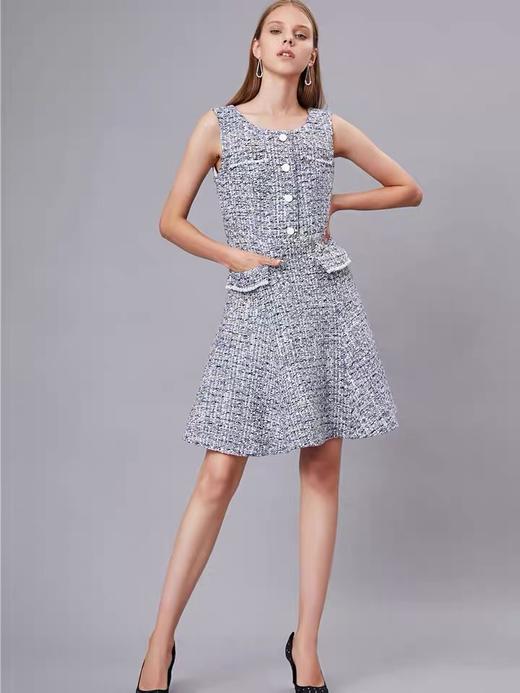 蓝白花点混纺修身无袖连衣裙 商品图0