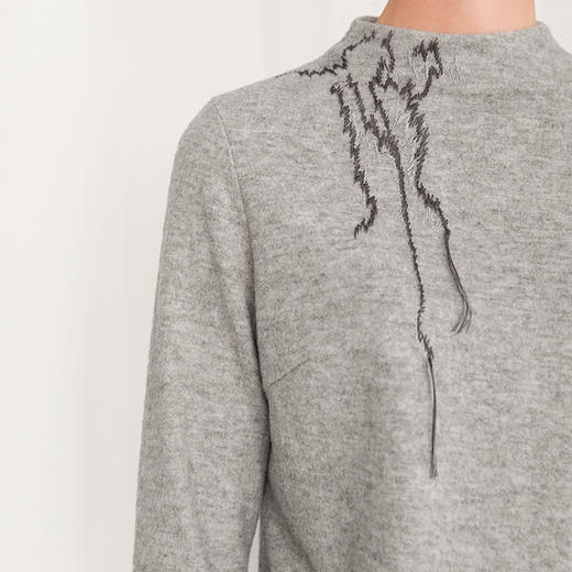 Famecoco范可儿手工刺绣针织衫女秋冬别致长袖上衣F218DC001 商品图3