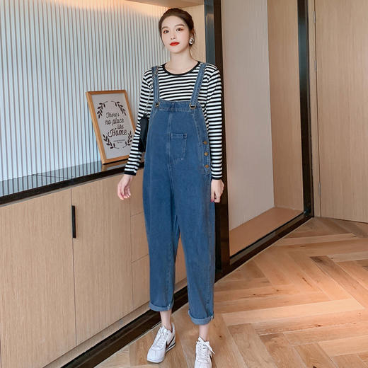 【宽松舒适 遮肉显瘦】孕妇裤子春秋季秋装外穿套装网红时尚款孕期打底裤大码牛仔背带裤哺乳 商品图3