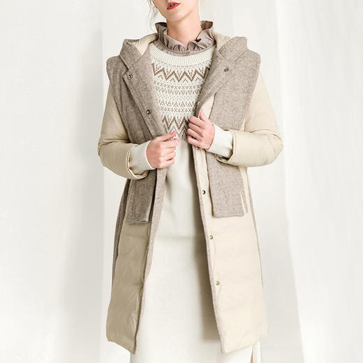 famecoco范可儿拼接羽绒服宽松休闲外套F218AL007 商品图1