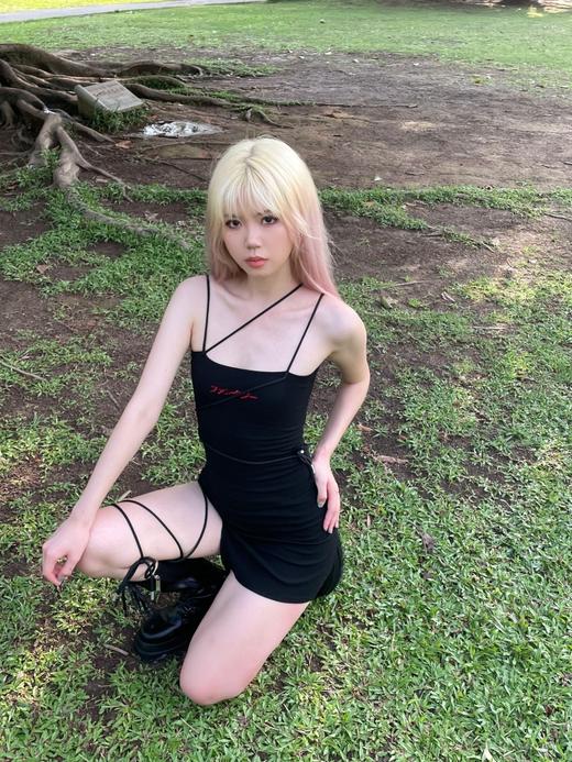 井川里予同款MATEMATE原创美之爱日文刺绣忍者多变绑带纯欲连衣裙 商品图3