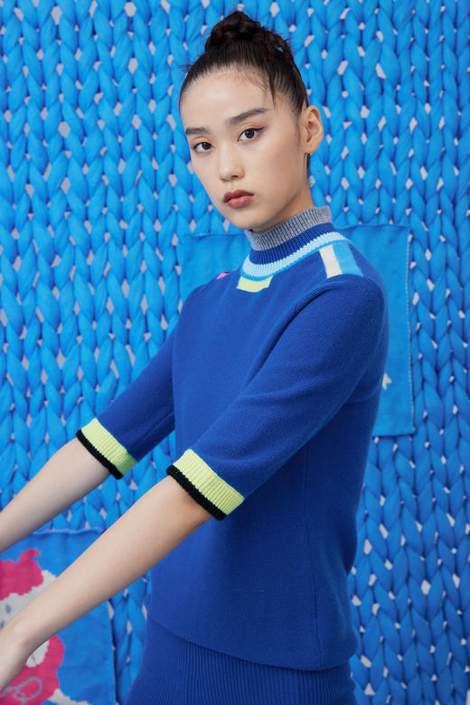  高领运动风羊绒中袖女套衫 SJF93W299N 商品图1