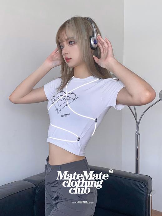 MATEMATE原创荆棘之爱logo反光绑带短款舒适紧身T恤 商品图0