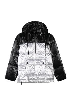 亮面套头羽绒棒球服