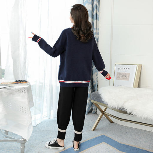 【宽松显瘦 尽显韵味】孕妇装秋冬毛衣针织奶奶裤套装产前产后外出时尚春秋款上衣孕期潮妈两件套 商品图2