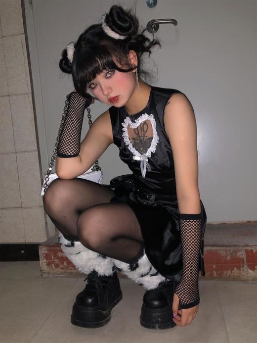 限时清仓特价7折---坠落天使系列甜酷粉黑性感纯欲蕾丝套装 商品图4