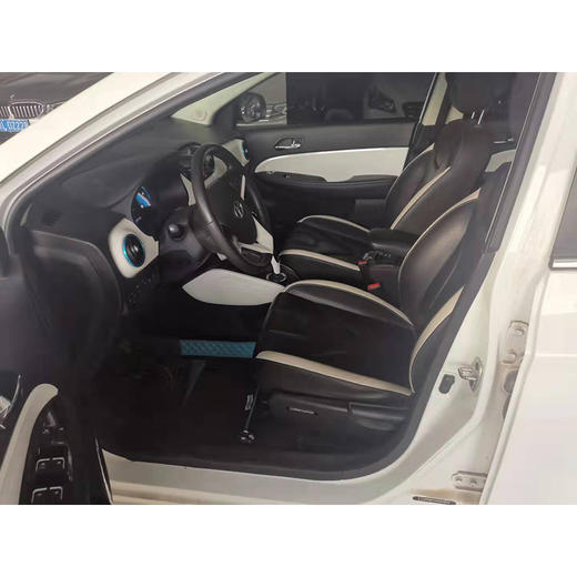 江淮 iEV5 【长租-北京】 商品图6