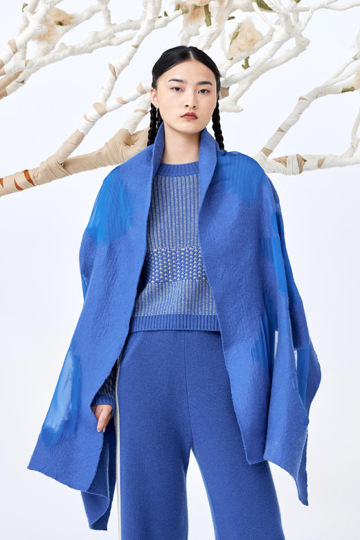  真丝羊绒相拼手工毛毡披肩 SJF93W434N 商品图2