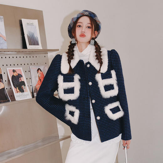 【服饰鞋包】秋冬女装新款短外套韩藏蓝小香外套天鹅绒拼接口袋加绒大翻领 商品图2