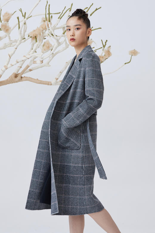  格纹羊绒呢女大衣 SJF93W871N 商品图1