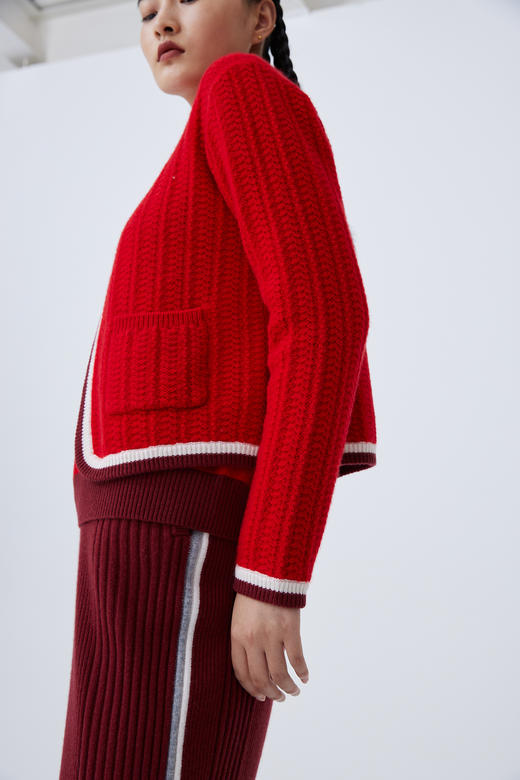  加厚羊绒小香风女开衫 SJF93W230N 商品图1