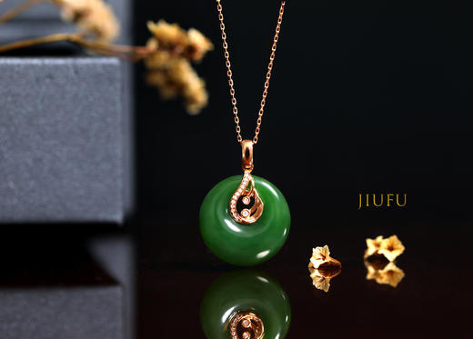 18K玫瑰金和田玉（碧玉）镶钻吊坠--灿羽 /高抵扣18mm/菠菜绿 商品图0