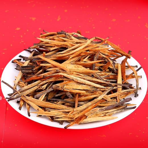 【礼品茶】2026春茶云南大树滇红茶叶 大金针高档礼盒双罐105克*2罐 商品图2