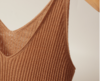 必备打底 | 48支精纺山羊绒V领针织罗纹打底背心 商品缩略图2