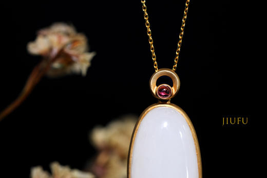 18K古法黄金和田玉（白玉）吊坠--长蛋面12*20mm 商品图2