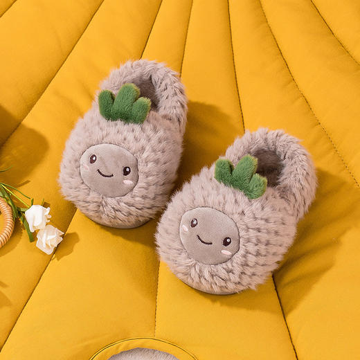 【防滑耐磨 好面料不掉毛】小鹿米利新款儿童棉拖鞋冬季室内家居防滑可爱卡通宝宝超软棉鞋 商品图9