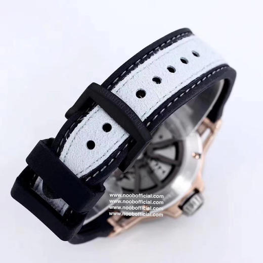 罗杰杜彼 ROGER DUBUIS （豪爵）Excalibur 王者系列 Sapphire crystal Carbon 钛合金 黑色DLC 涂层钛合金 镌刻日内瓦印记 商品图4