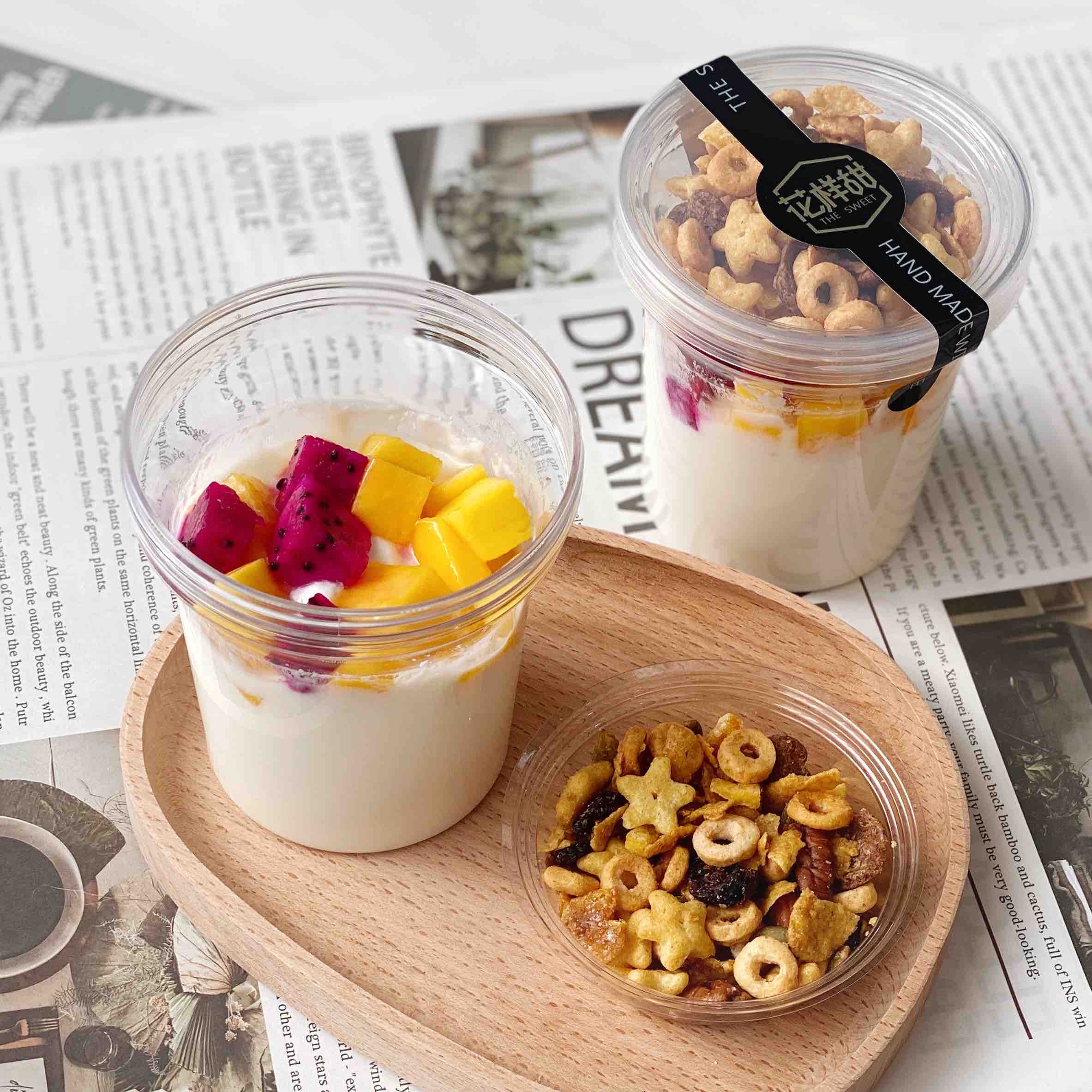 健康低脂 水果谷物酸奶