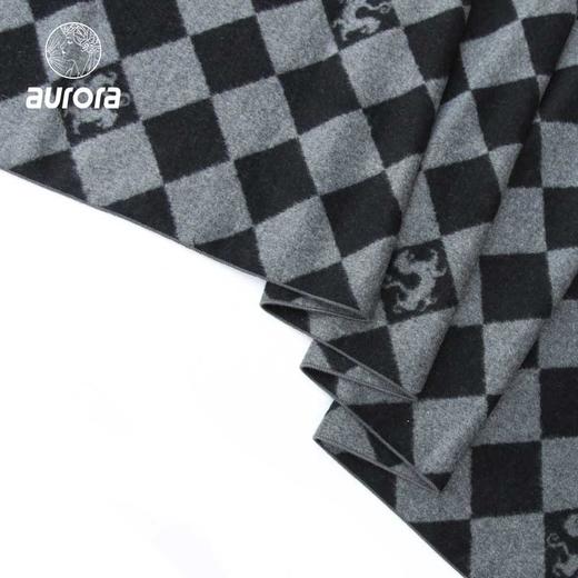 福虎 真丝双面提花拉绒围巾 商品图1