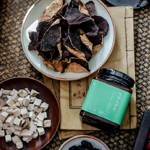 *自营*开心体质组合 | 双花八宝茶*1、温旦汤足浴粉*1、玫瑰桃仁球*1、陈苓木顺膏*1 商品图1