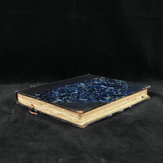 【法语】1929年 缪塞《文学评论集》 8幅插图 真皮精装18开 商品图1