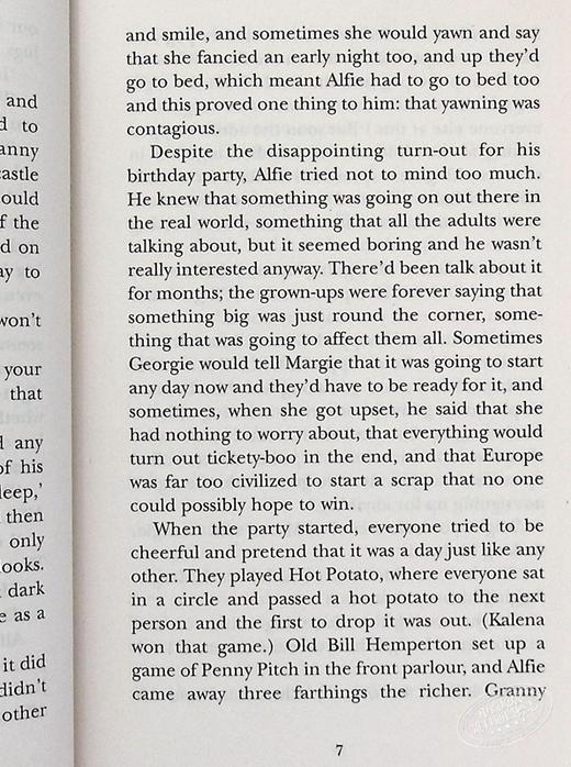 【中商原版】留在原地 然后离开 Stay Where You Are and Then Leave 英文原版 John Boyne 商品图6