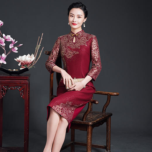 上海旗袍厂NBL-NT21379冬季毛呢妈妈婚宴旗袍喜庆参加新娘婚礼礼服丈母娘婚庆装长袖 商品图1