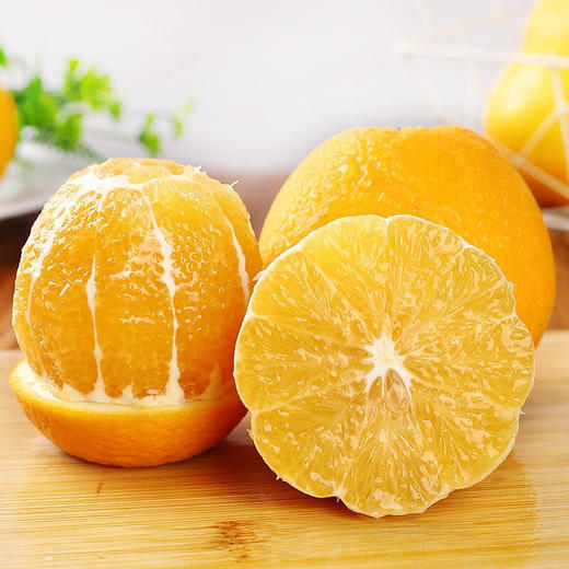 【赣南脐橙  4.5斤】| 肉质鲜嫩，浓郁橙香味，甜酸适中，一口饱满多汁，从舌尖到心尖的惬意满足 商品图0