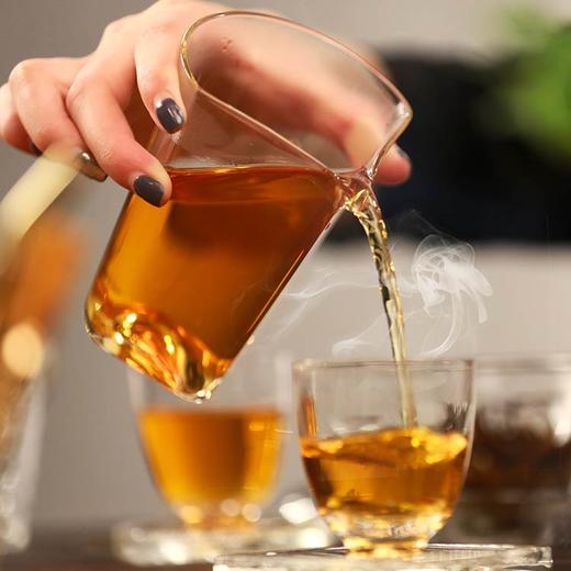 【云南茗茶】御芽蜜香古树大金芽 云南凤庆滇红茶 礼盒装50克/盒*3盒150克【包邮】 商品图1