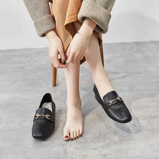 ZHR百搭乐福鞋女中跟单鞋英伦风一脚蹬粗跟小皮鞋 商品图3