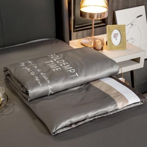 2020夏季新品 刺绣水洗真丝 拼接撞色吸湿透气夏凉被 活性印染可机洗 字母刺绣夏凉被（纳多灰） MY SIDE 商品图0