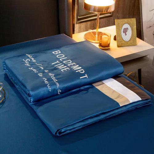 2020夏季新品 刺绣水洗真丝 拼接撞色吸湿透气夏凉被 活性印染可机洗 字母刺绣夏凉被（宾利蓝） MY SIDE 商品图0